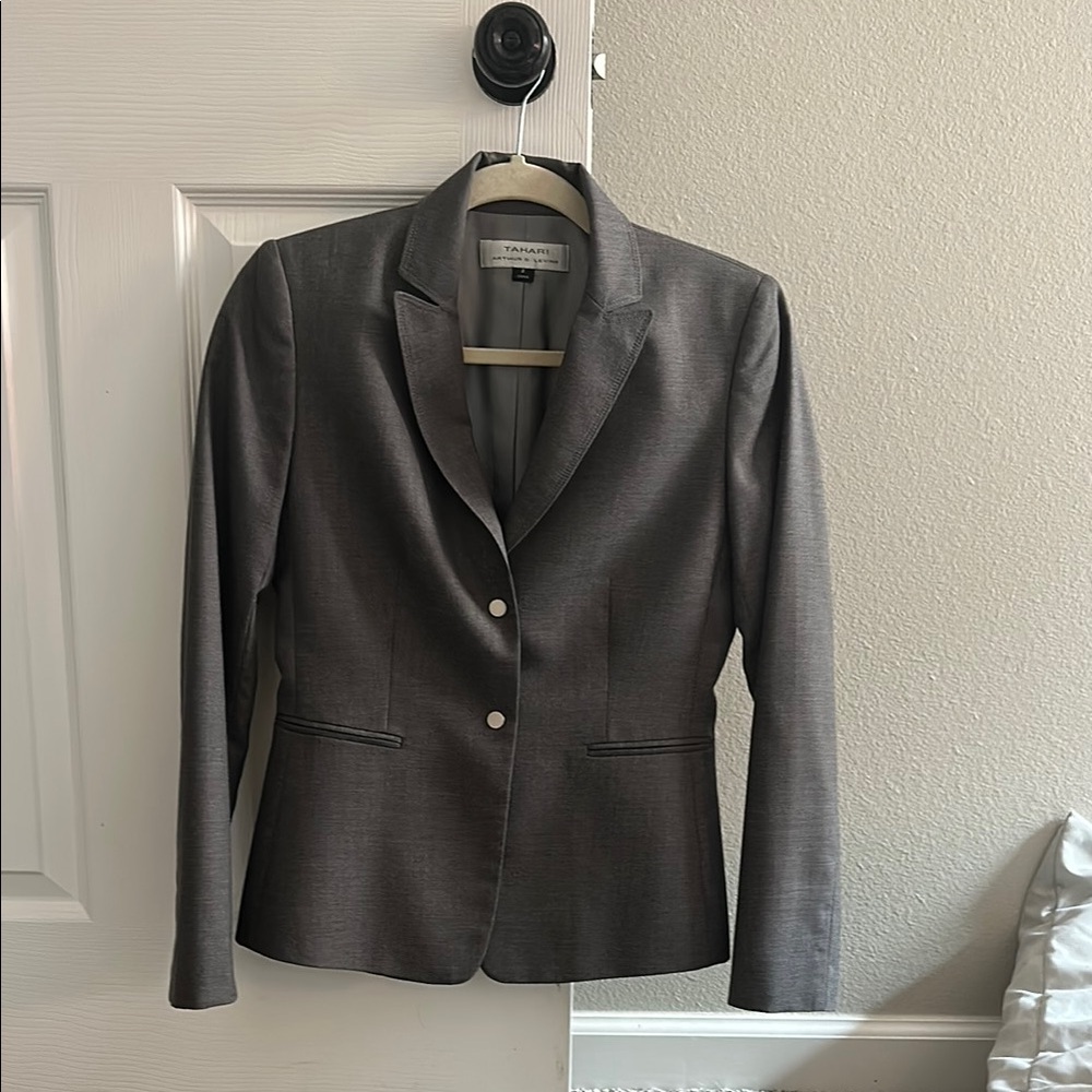 Tahari Gray Tailored Blazer with Notched Lapels